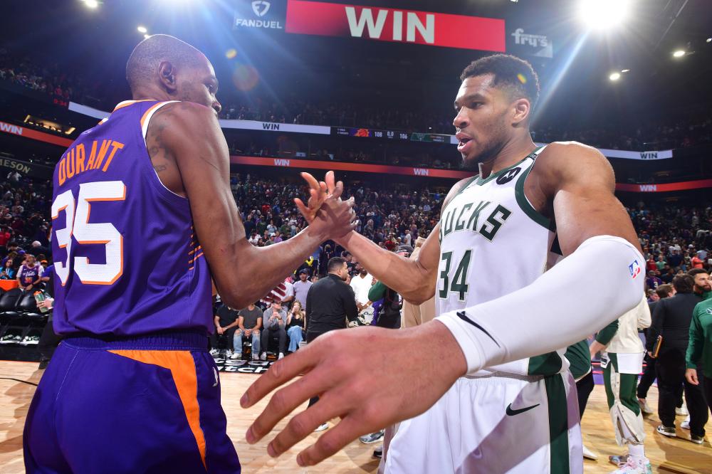 显示了他在 显示了他在