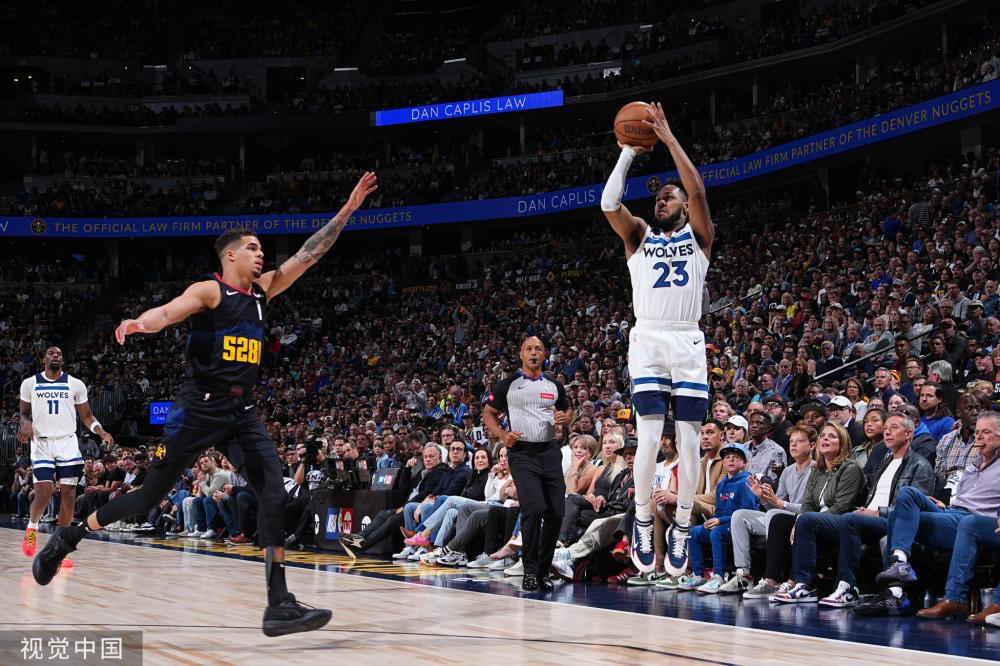 一个鲜活的 一个鲜活的