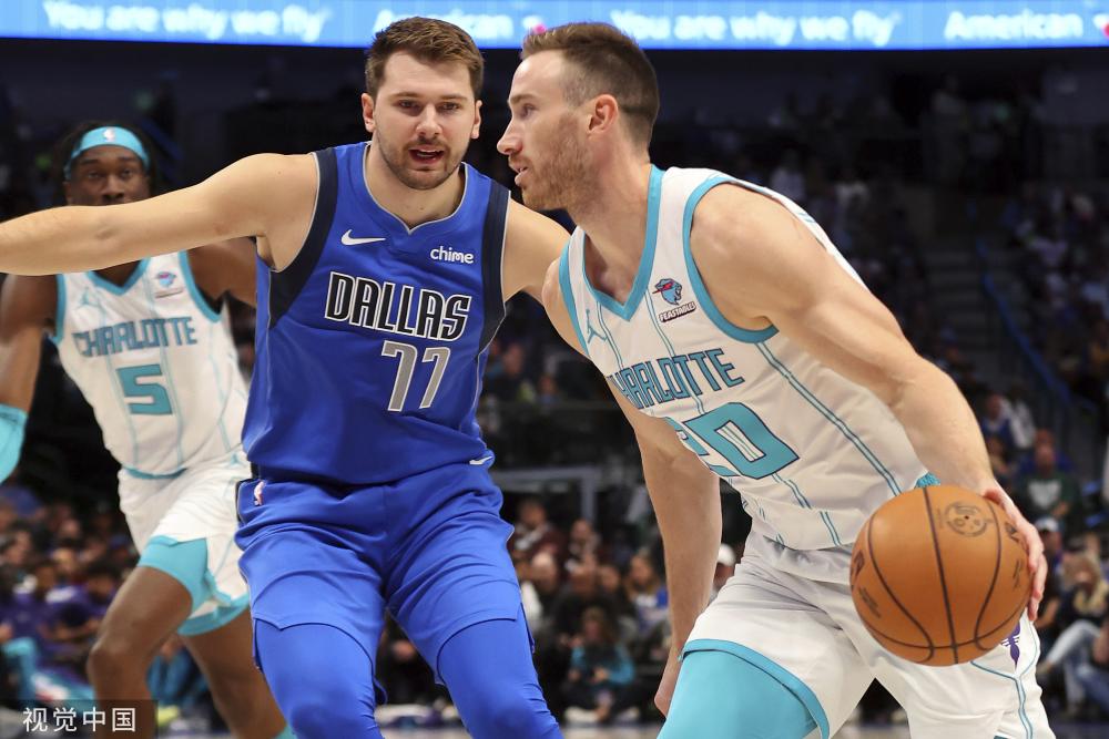 出的惊人意 出的惊人意