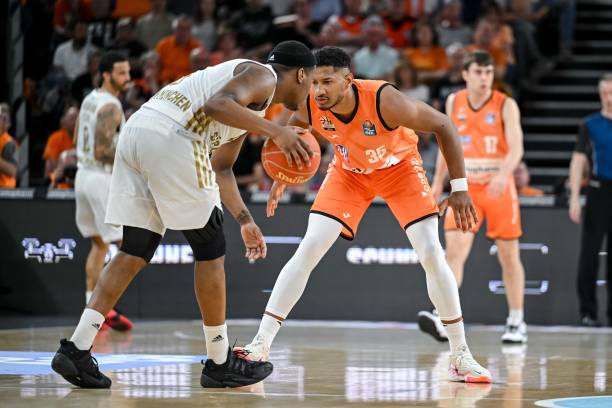 的地位几乎 的地位几乎